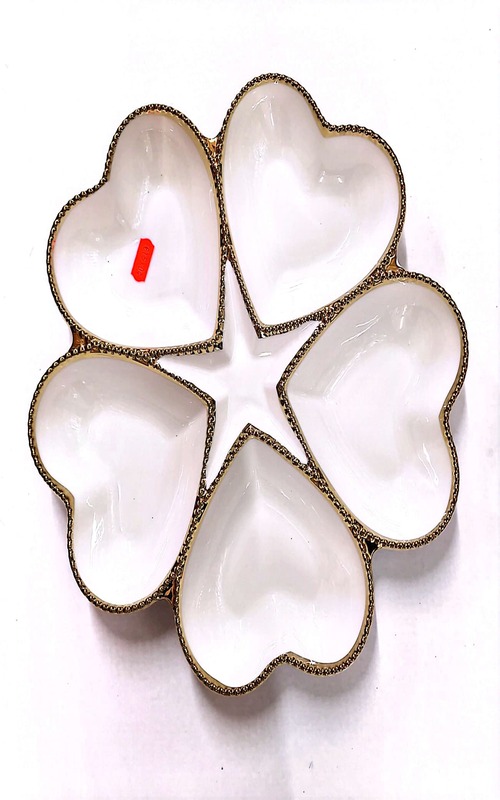 Flower Heart Sectional Dish